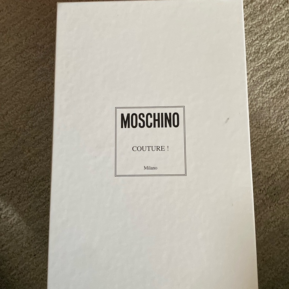 Moschino velvet maxi letter loafers size 37